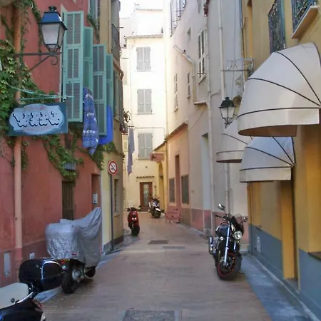17 Rue Des Marins 芒通